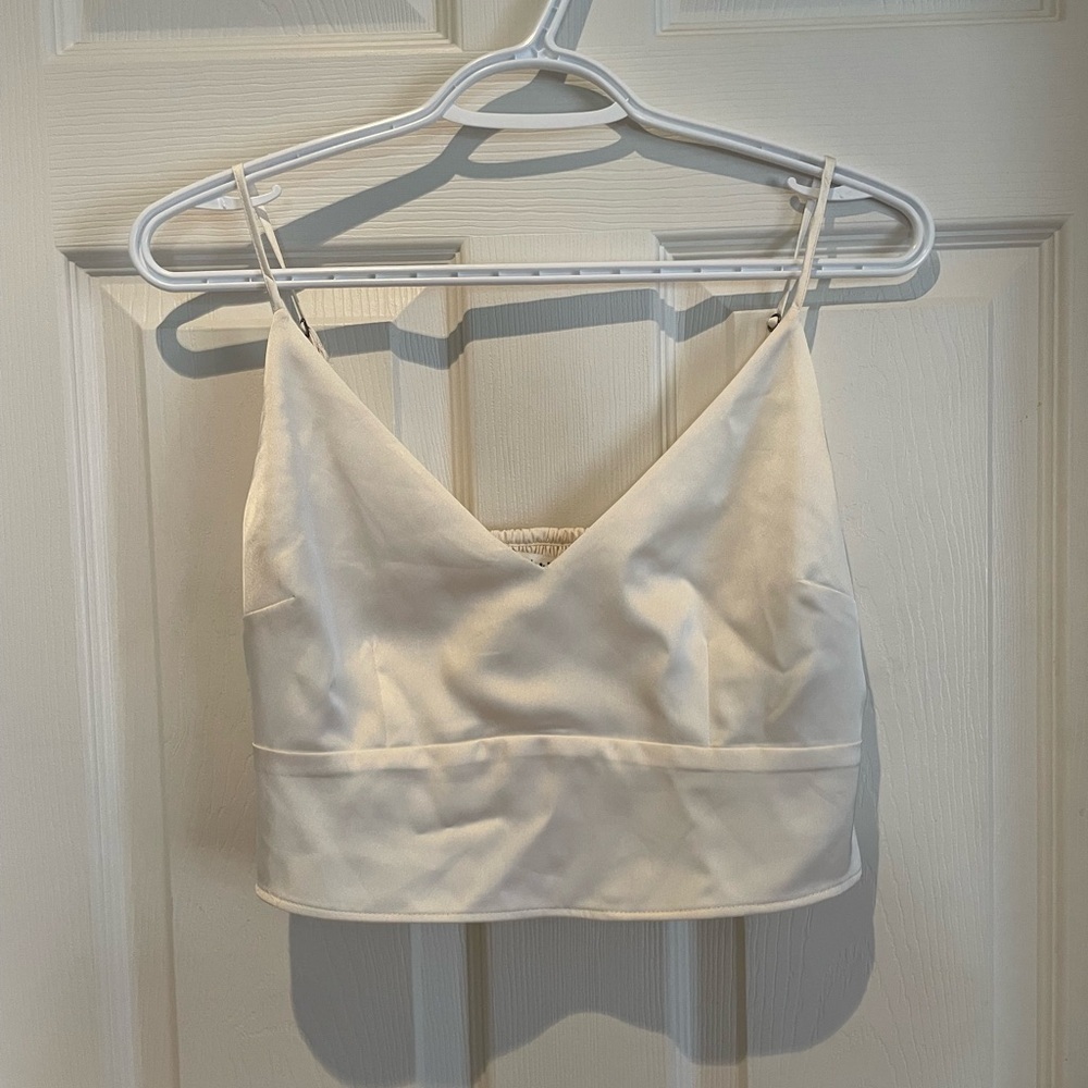 ABERCROMBIE & FITCH crop top